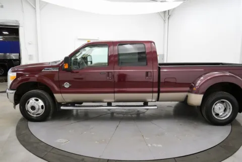 More photos of 2011 Ford F-350SD Lariat at Chillicothe Truck, OH