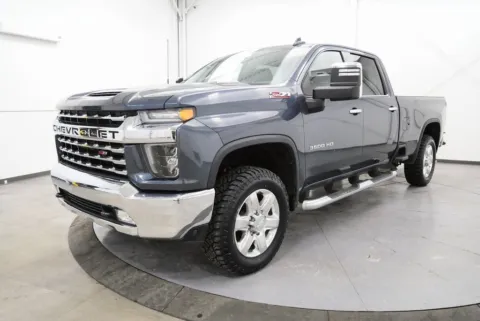 Another view of 2020 Chevrolet Silverado 3500HD LTZ for sale in Chillicothe, OH at Chillicothe Truck