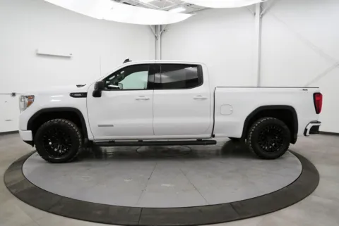 More photos of 2021 GMC Sierra 1500 Elevation at Chillicothe Truck, OH