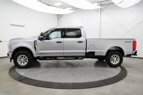 More photos of 2023 Ford F-350SD XLT at Chillicothe Truck, OH