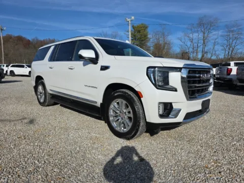 White 2021 GMC Yukon XL SLT for sale in Chillicothe, OH