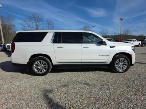More photos of 2021 GMC Yukon XL SLT at Chillicothe Truck, OH