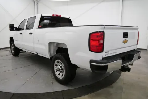 More photos of 2019 Chevrolet Silverado 3500HD Work Truck at Chillicothe Truck, OH