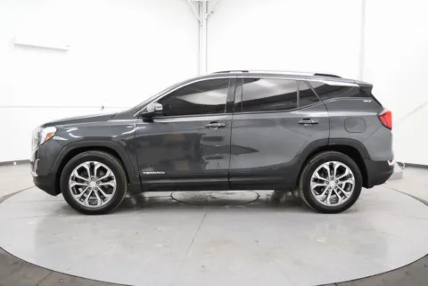 More photos of 2018 GMC Terrain SLT at Chillicothe Truck, OH