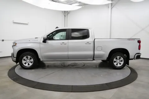 More photos of 2021 Chevrolet Silverado 1500 LT at Chillicothe Truck, OH