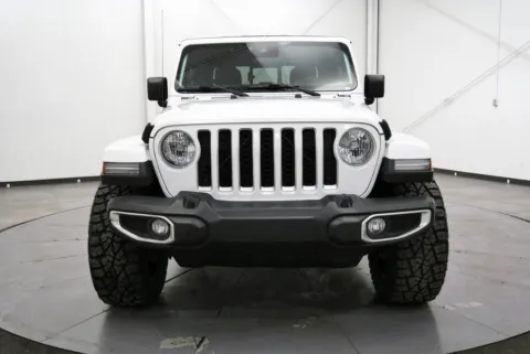 Photos of 2020 Jeep Gladiator Overland for sale in Chillicothe, OH at Chillicothe Truck