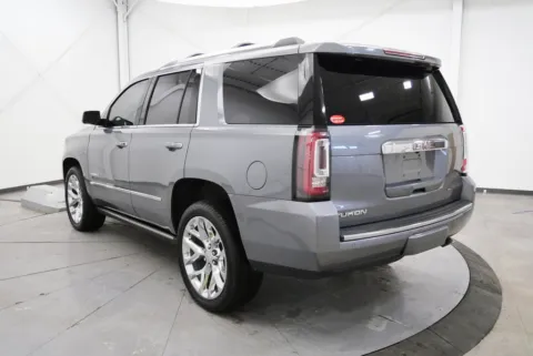 More photos of 2019 GMC Yukon Denali at Chillicothe Truck, OH