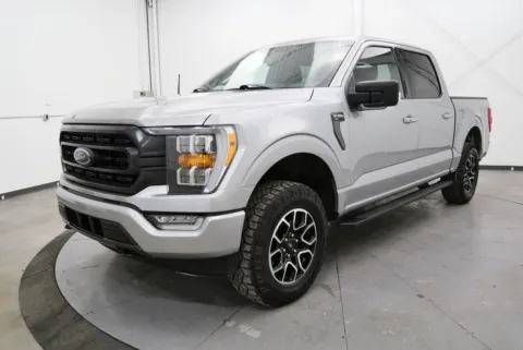 Another view of 2021 Ford F-150 XLT for sale in Chillicothe, OH at Chillicothe Truck