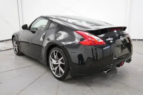 More photos of 2016 Nissan 370Z Sport at Chillicothe Truck, OH