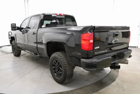 More photos of 2018 Chevrolet Silverado 2500HD LTZ at Chillicothe Truck, OH