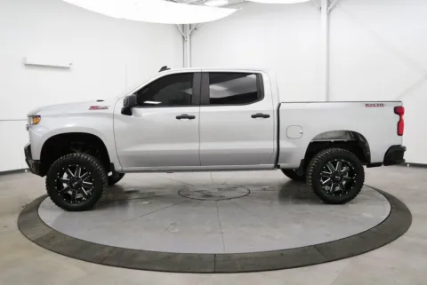 More photos of 2021 Chevrolet Silverado 1500 Custom Trail Boss at Chillicothe Truck, OH