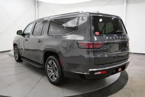 More photos of 2024 Jeep Wagoneer L Series II at Chillicothe Truck, OH