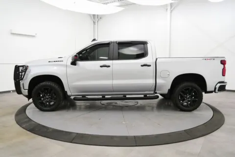 More photos of 2021 Chevrolet Silverado 1500 RST at Chillicothe Truck, OH