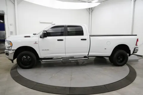 More photos of 2023 Ram 3500 Big Horn at Chillicothe Truck, OH