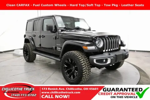 Black 2020 Jeep Wrangler Unlimited Sahara for sale in Chillicothe, OH