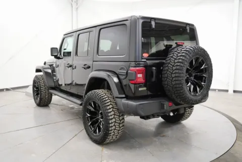 More photos of 2020 Jeep Wrangler Unlimited Sahara at Chillicothe Truck, OH