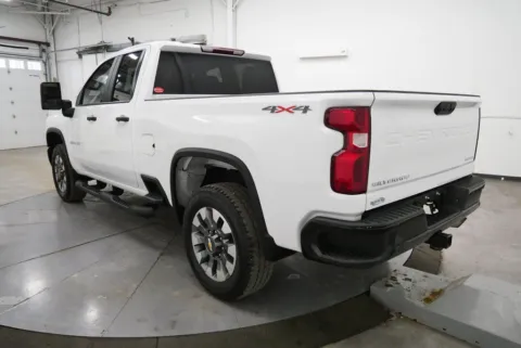 More photos of 2024 Chevrolet Silverado 2500HD Custom at Chillicothe Truck, OH