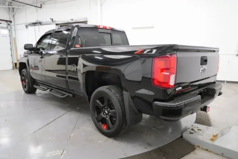 More photos of 2018 Chevrolet Silverado 1500 LTZ at Chillicothe Truck, OH