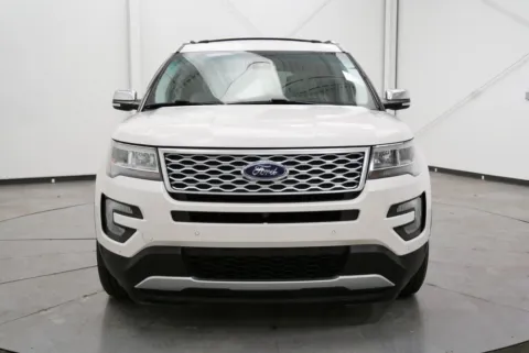 Photos of 2017 Ford Explorer Platinum for sale in Chillicothe, OH at Chillicothe Truck