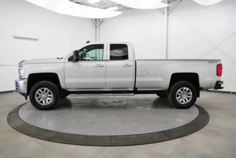 More photos of 2016 Chevrolet Silverado 3500HD LT at Chillicothe Truck, OH