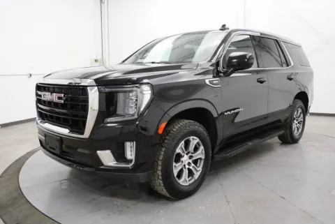 Another view of 2021 GMC Yukon SLE for sale in Chillicothe, OH at Chillicothe Truck
