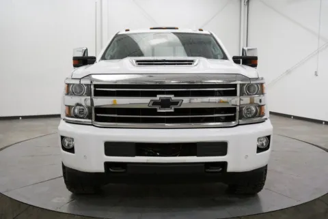 Photos of 2019 Chevrolet Silverado 2500HD High Country for sale in Chillicothe, OH at Chillicothe Truck