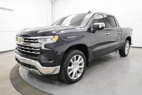 Another view of 2022 Chevrolet Silverado 1500 LTZ for sale in Chillicothe, OH at Chillicothe Truck