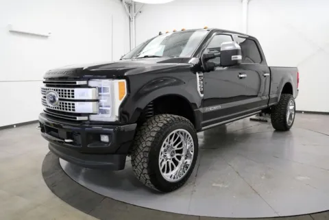 Another view of 2019 Ford F-350SD Platinum for sale in Chillicothe, OH at Chillicothe Truck
