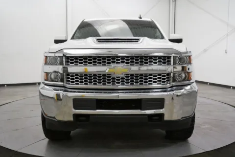 Photos of 2019 Chevrolet Silverado 2500HD LT for sale in Chillicothe, OH at Chillicothe Truck