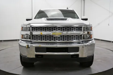 Photos of 2019 Chevrolet Silverado 2500HD LT for sale in Chillicothe, OH at Chillicothe Truck