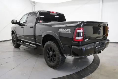 More photos of 2019 Ram 2500 Laramie at Chillicothe Truck, OH