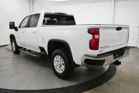 More photos of 2023 Chevrolet Silverado 2500HD LT at Chillicothe Truck, OH