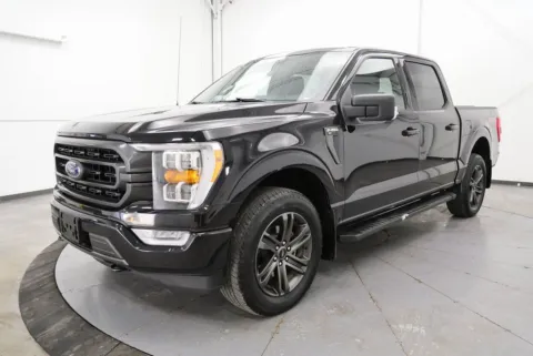 Another view of 2021 Ford F-150 XLT for sale in Chillicothe, OH at Chillicothe Truck