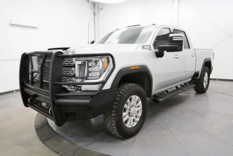 Another view of 2022 GMC Sierra 2500HD Denali for sale in Chillicothe, OH at Chillicothe Truck