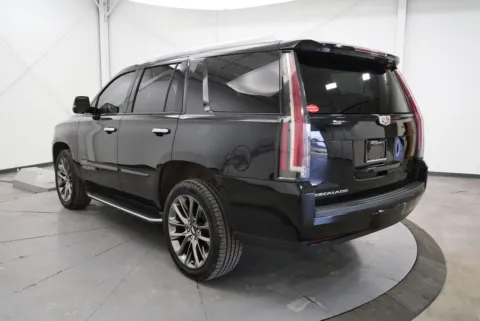 More photos of 2019 Cadillac Escalade Luxury at Chillicothe Truck, OH