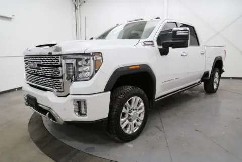 Another view of 2022 GMC Sierra 2500HD Denali for sale in Chillicothe, OH at Chillicothe Truck