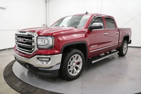Another view of 2018 GMC Sierra 1500 SLT for sale in Chillicothe, OH at Chillicothe Truck