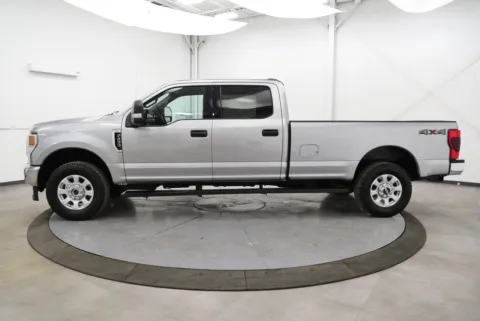 More photos of 2020 Ford F-250SD XLT at Chillicothe Truck, OH