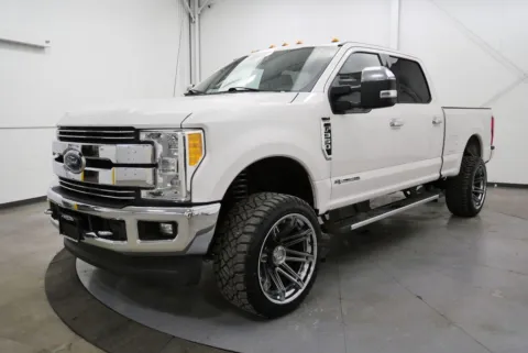 Another view of 2017 Ford F-350SD Lariat for sale in Chillicothe, OH at Chillicothe Truck