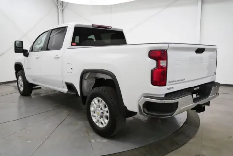 More photos of 2023 Chevrolet Silverado 2500HD LT at Chillicothe Truck, OH