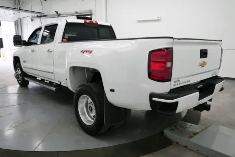 More photos of 2015 Chevrolet Silverado 3500HD High Country at Chillicothe Truck, OH