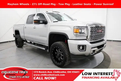 Silver 2019 GMC Sierra 2500HD Denali for sale in Chillicothe, OH