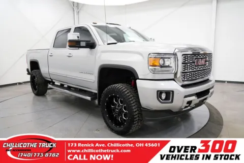 Silver 2019 GMC Sierra 2500HD Denali for sale in Chillicothe, OH