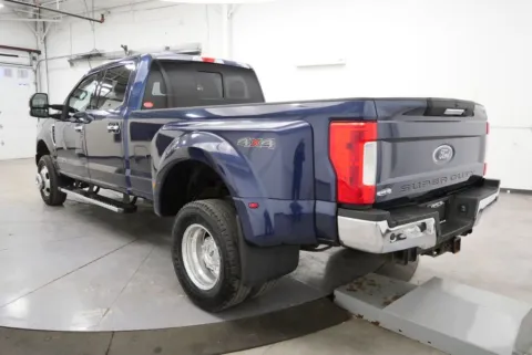 More photos of 2017 Ford F-350SD Lariat at Chillicothe Truck, OH