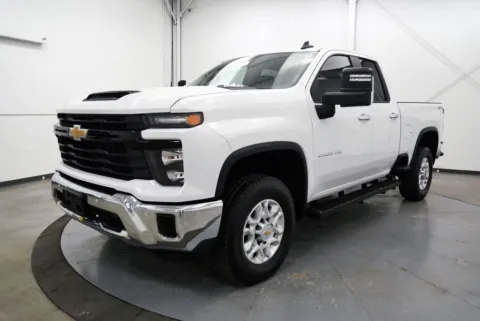 Another view of 2025 Chevrolet Silverado 2500HD Work Truck for sale in Chillicothe, OH at Chillicothe Truck