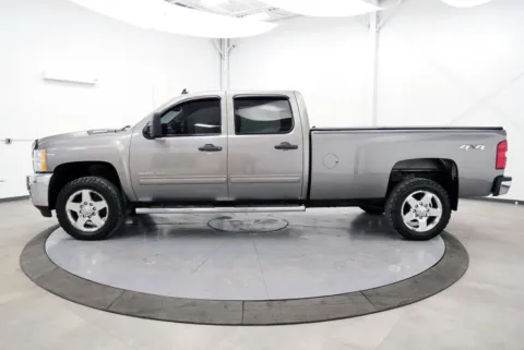 More photos of 2013 Chevrolet Silverado 2500HD LT at Chillicothe Truck, OH