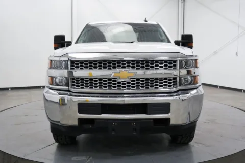 Photos of 2019 Chevrolet Silverado 2500HD LT for sale in Chillicothe, OH at Chillicothe Truck