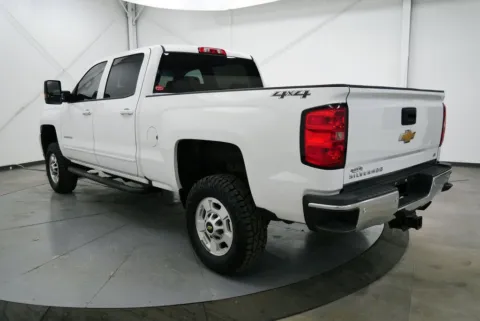 More photos of 2019 Chevrolet Silverado 2500HD LT at Chillicothe Truck, OH