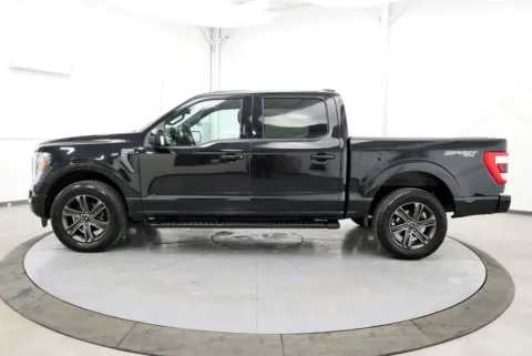 More photos of 2021 Ford F-150 Lariat at Chillicothe Truck, OH