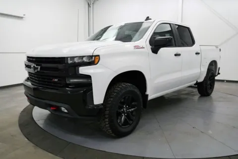 Another view of 2021 Chevrolet Silverado 1500 LT Trail Boss for sale in Chillicothe, OH at Chillicothe Truck